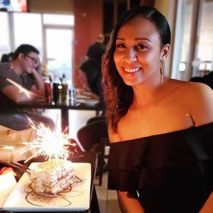 Meet your Posher, Raquel